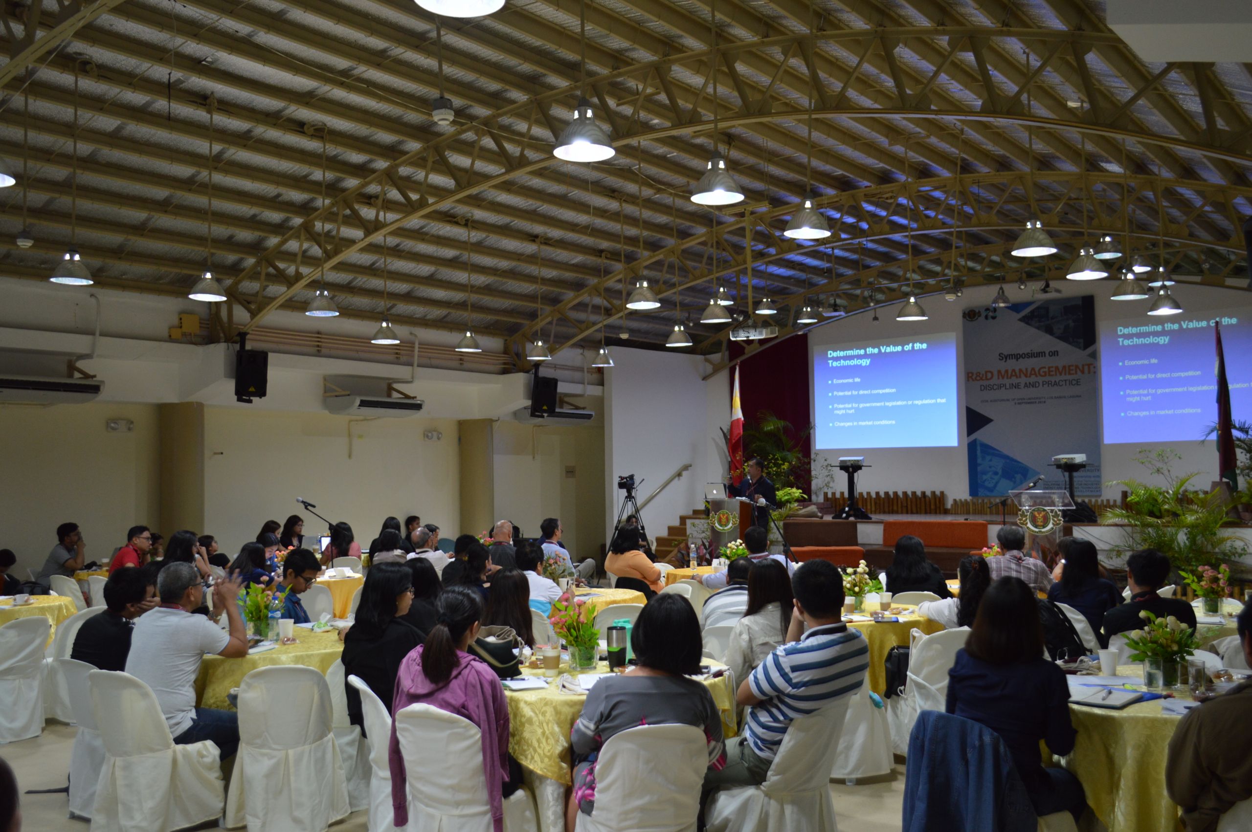 UPOU holds Symposium for R&D Managers and Practitioners-1